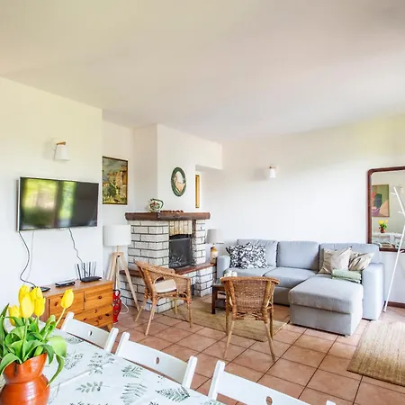Hébergement de vacances Mountain Private House Near - 3 Bedrooms - Lovely View Esino Lario