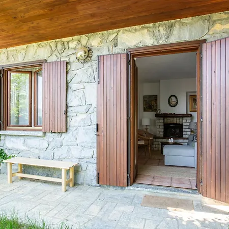 Mountain Private House Near - 3 Bedrooms - Lovely View Hébergement de vacances Esino Lario
