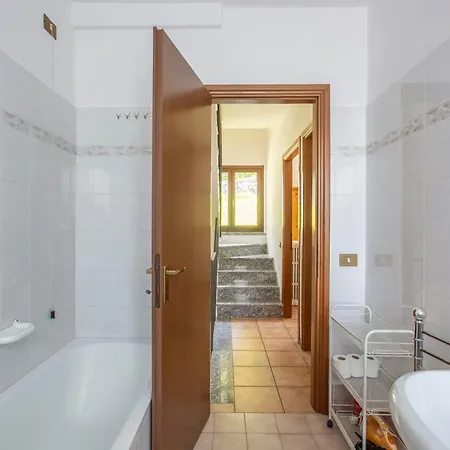 Mountain Private House Near - 3 Bedrooms - Lovely View * Esino Lario