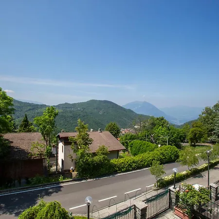 Hébergement de vacances Mountain Private House Near - 3 Bedrooms - Lovely View Esino Lario