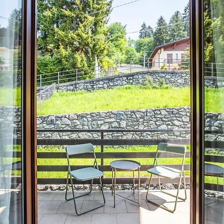 Mountain Private House Near - 3 Bedrooms - Lovely View Hébergement de vacances Esino Lario