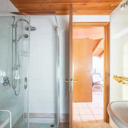 Hébergement de vacances Mountain Private House Near - 3 Bedrooms - Lovely View *